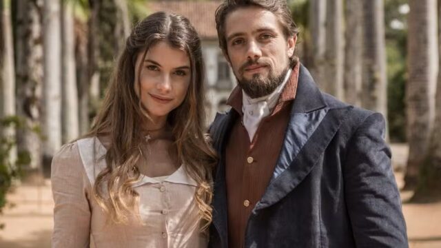 Lívia e Felipe em Além do Tempo