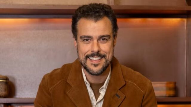 Joaquim Lopes como Romualdo em Nas Profundezas do Amor