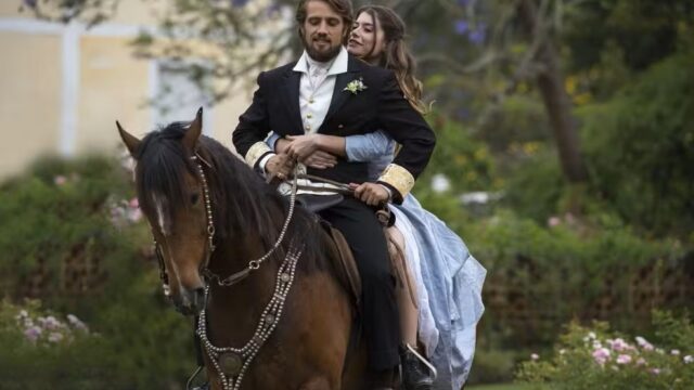 Lívia e Felipe em Além do Tempo