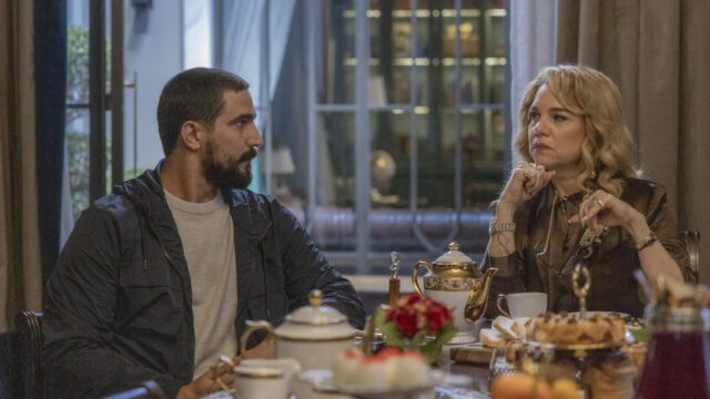 Pilar (Isabel Teixeira) e Heitor (Renato Góes)
